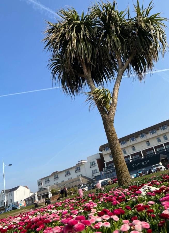 34Three Apartamento Lytham St Annes Exterior foto