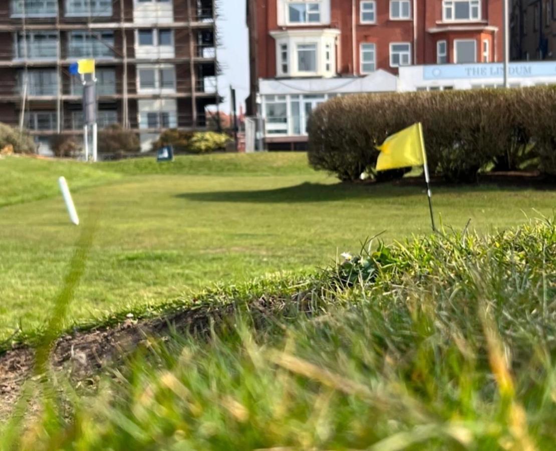 34Three Apartamento Lytham St Annes Exterior foto